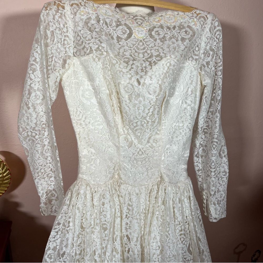 Vintage Antique 1940's White Lace Balletcore Sweetheart neckline wedding Dress